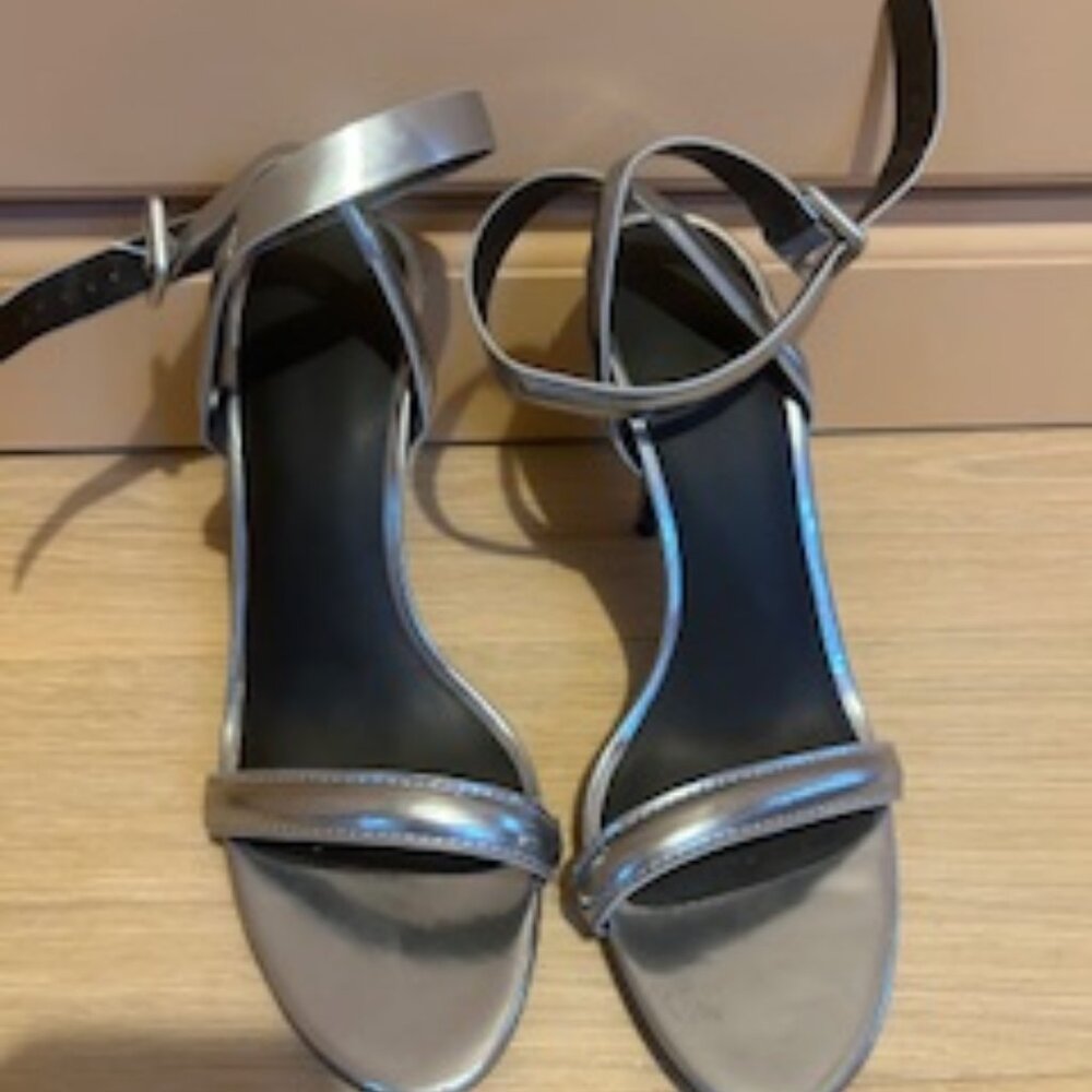 Classic Alexander Wang Silver Strappy Sandals Heels/Pumps - Size 41/10